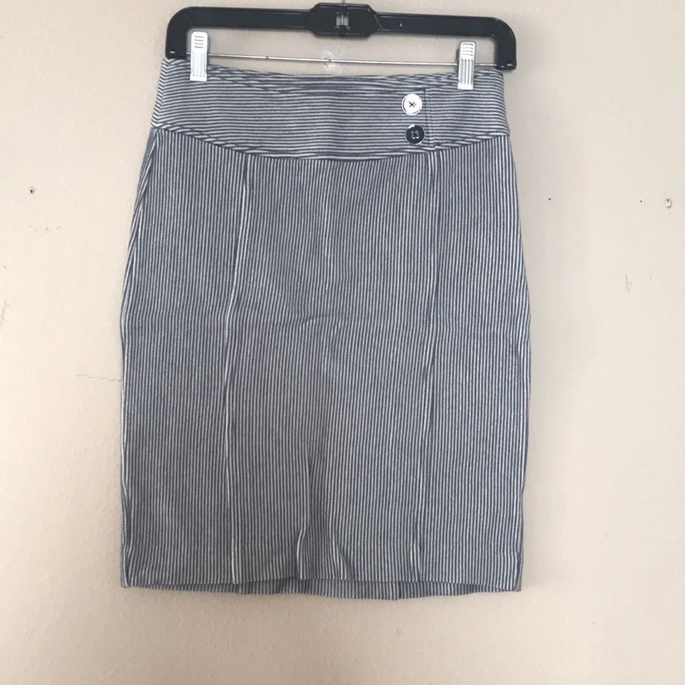 Banana Republic pin striped skirt